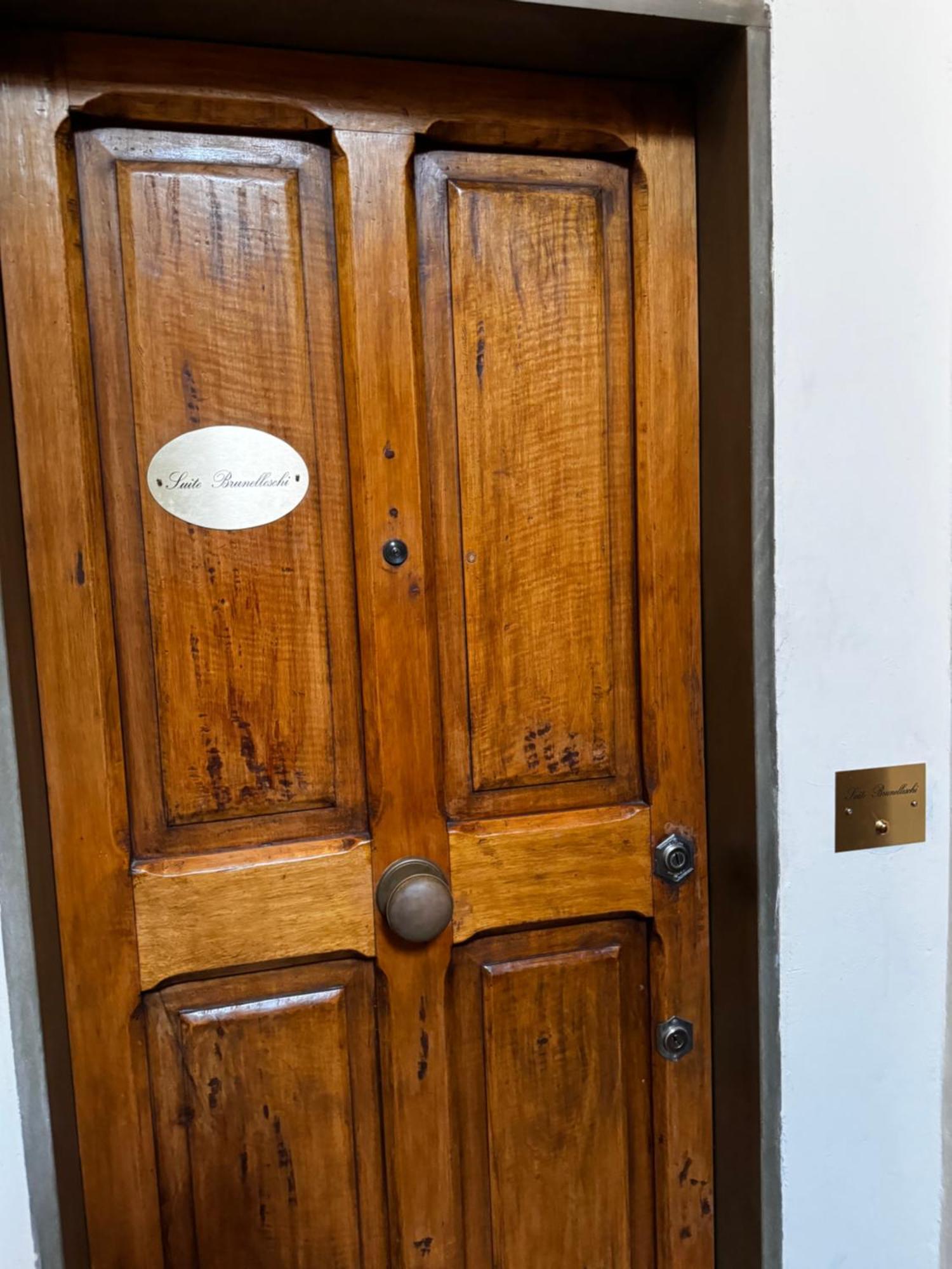 Suite Brunelleschi Florence - 14Th Century Suite Just 120 Steps From Cathedral - Intero Appartamento Экстерьер фото